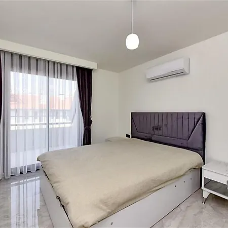 33 Apartment