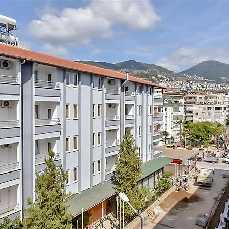 33 Apartamento *